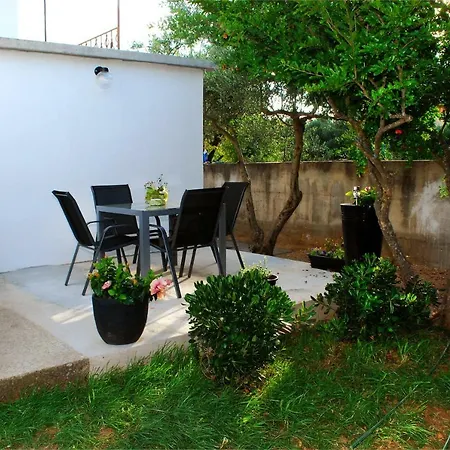 Apartment Ksenija *
